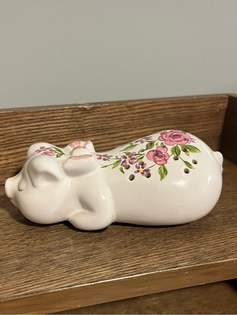 🩷 Vintage 1978 Avon Ceramarte Hand Decorated/Painted Pig Shaker